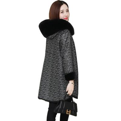 China 2021 Winters New QUICK DRY High End Hooded Faux Fur Hooded Slim Thick Plaid Fur Coat for sale