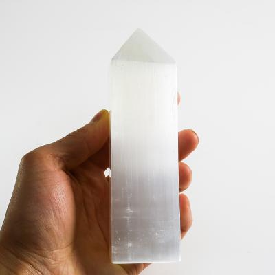 China Wholesale Natural Europe Gemstone Healing Stones Clear Point Crystal Wand Magic Wand Selenite Point for sale