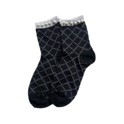 China High Quality Anti-skid Color Bright Silk Cute Lingge Big Block Short Socks For Women for sale