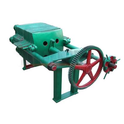 中国 Petroleum High Temperature Resistant Mini Oil Filter Press, Cast Iron Plate And Frame Filter Press Machine 販売のため