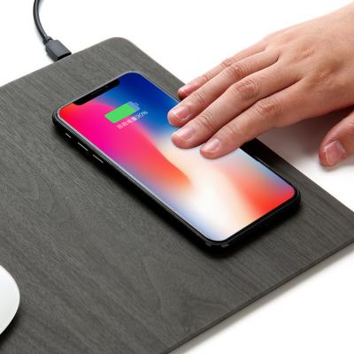 China Popular desktop mouse pad with wireless charging function for sale