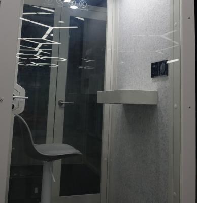 China Diy Modern Portable Movable Soundproof Room Glass Wall Bachelor Office Open Telephone Call Booth for sale