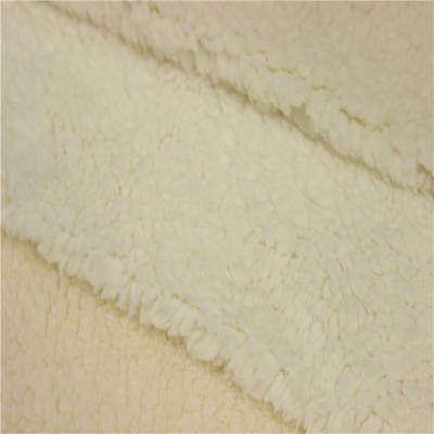 Cina Tessuto grigio 220gsm del vello di Sherpa del Faux del poliestere per le coperte in vendita