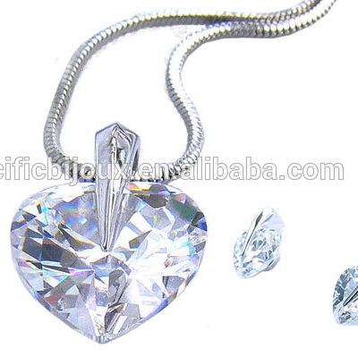 China Casual/Sporty Heart Necklace Jewelry Set Trendy Zirconia Heart Necklace Earring Set Cubic Zirconia Jewelry Set for sale