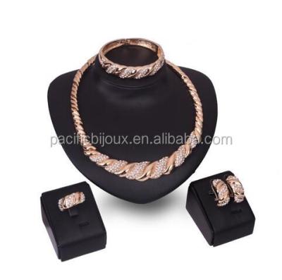 China Popular Hyperbole Exaggerate Jewelry Set In Trendy African 24k Gold Plating Jewelry Set for sale