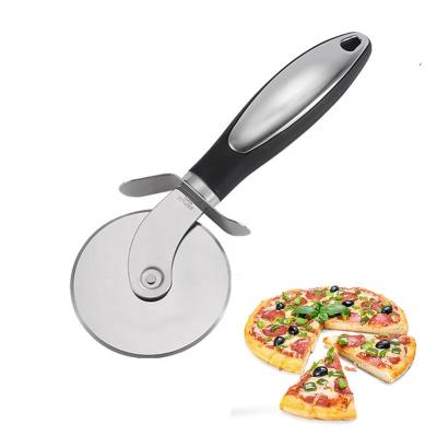 China Durable Stainless Steel Kitchen Tool Pizza Cutter Wheel For Serving Food With Good Grip Handle for sale