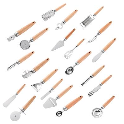 China Sustainable Stainless Steel Handle Kitchen Accessories Wooden Instrument Tool Kit for sale