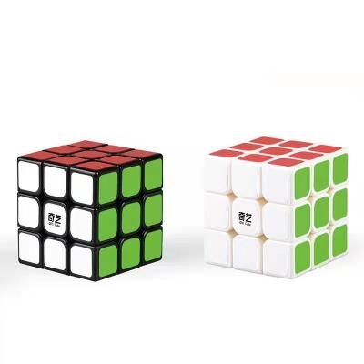 China DIY TOY Wholesale QiYi 3x3 Speed ​​Magic Cube Super Durable Cube Puzzles Toys For Brain Training for sale