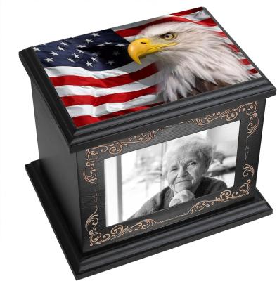 China Unique Photo Frame Cremation Urns for Human Ashes Printing Silk-screen Printing for sale