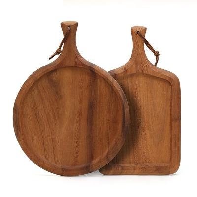 China 13 Inch Round Wooden Pizza Tray with Contracted Wind Design and Eco-friendly Material for sale