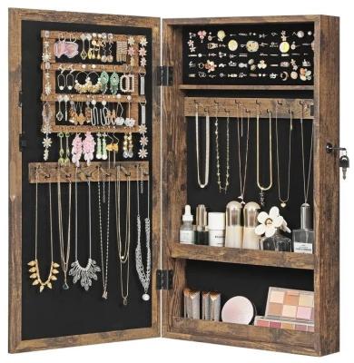 Chine Armoire de bijoux en bois/à porte avec miroir de pleine longueur et 6 LED à vendre