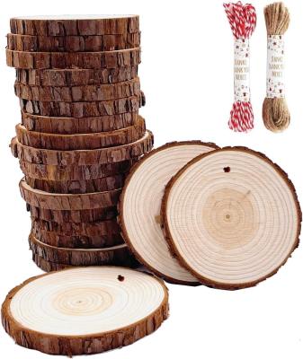 Chine Artisans d'art décoratifs Coaster en bois de 3,5 à 4 pouces en bois naturel non fini avec trou durable à vendre