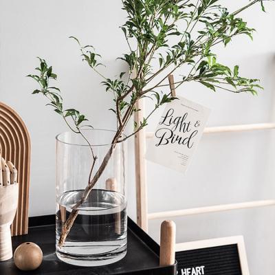 Chine Vases en verre transparent pour les pièces centrales de la table de mariage dans le style européen à vendre