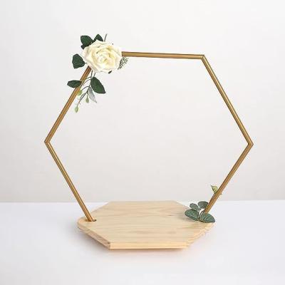 China Customized Hexagonal Wooden Cake Stand with Metal Frame Bamboo and Walnut Discounted for sale