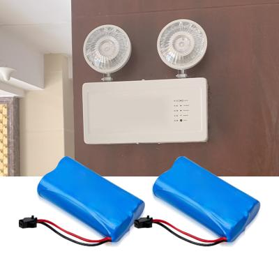 China OEM batería de litio 18650 de 7.4V capacidad 2600mAh para iluminación de emergencia en venta