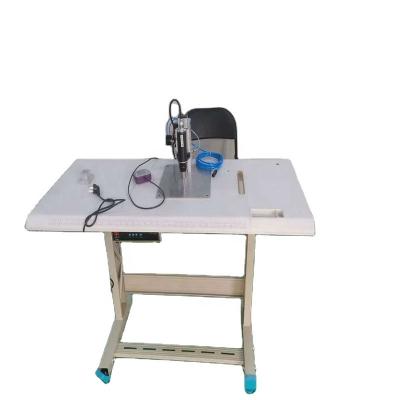 China 2020 hot sale medical mask ear loop welding manufacturing machine for Disposable mask for sale