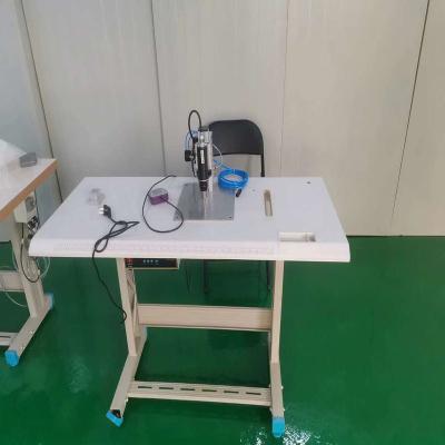 China 2020 hot sale disposable non-woven mask making machine with good price for sale