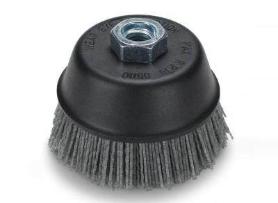 中国 Deburring Black Color Cup Body 4 Inch Nylon Cup Brushes for Light Stock Removal 販売のため