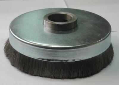 Chine Trou 25mm intérieur serti par replis de la brosse 150mm OD X de tasse de fil d'Assemblée de moteur pour l'ébavurage à vendre