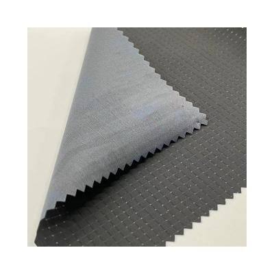 China 100% Waterproof Nylon Stretch Fabric Memory Polyester Lattice TPU Metallic Bonded Interlock Softshell Fabric For Clothing for sale