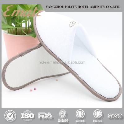 China Hotel Guest Used Cheap Customized Slipper With Towel For Hotel for sale