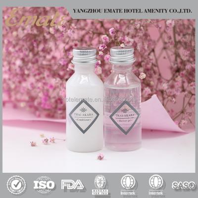 China Cheap Disposable Mini Hotel Guest Used Shampoo Cosmetics Wholesale for sale