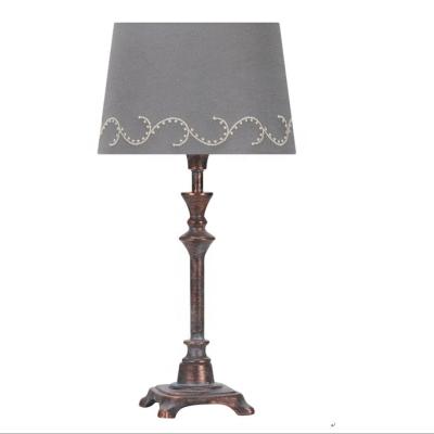 China Modern Decorative Metal Table Lamp And Desk Lamp Lighting And Circuitry Design for sale