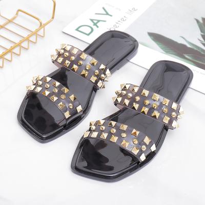 China 2022 New Arrival Durable Fashion Open Toe Crystal Slippers Outdoor Beach Shoes Jelly Women Sandals Slippers for sale