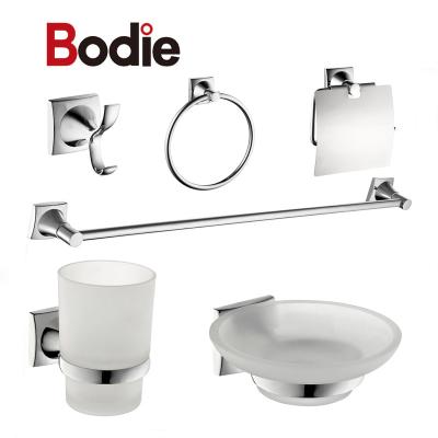 China Sustainable Wall Mounted Chrome Bathroom Hardware Zinc Bathroom Set Accessories for sale