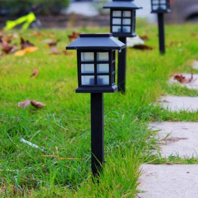 China High Quality Mini Size Cheap Price AMAZONE HOT SALE Automobile Running Lawn Lights and Solar Powered Outdoor Garden Backyard Path Lamp for sale