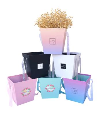 China Portable Valentine's Day Flower Gift Box Flower Popcorn Box Flower Popcorn Bucket Recyclable Trapezium for sale