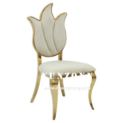 China Flower Design High Back Wedding Chair Royal Furniture Chair 49X56X107cm for sale