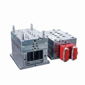 China Multi Cavity High Precision Medical Injection Moulding ,  Cold / Hot Runner Mold for sale