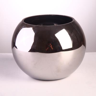 China Plated Silver Plated Round Glass Vase for Home Decoration for sale