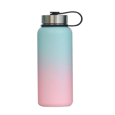 China Large Capacity Bottles With Logo Products Customized Insulated Sports Water Bottle for sale