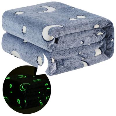 China Folded Soft Knit Stars & Moon Fleece Children's Kids Coral Fleece Glow Dark Blanket for sale