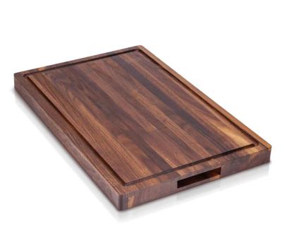 China Large Viable Butcher Block With Handles - large walnut cutting board with Juice Drip Grooves, made from American hardwood walnut for sale