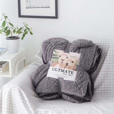 China Anti-bacteria Soft Light Weight Decorative Blanket With Pattern Solid Flannel Fleece Queen Size Blanket for sale