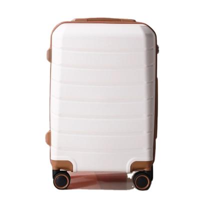 China Fashionable cabin baggage for air travel women  suitcase on wheels hardshell carry on suitcase luggage trolley bags travel baggage sets for sale