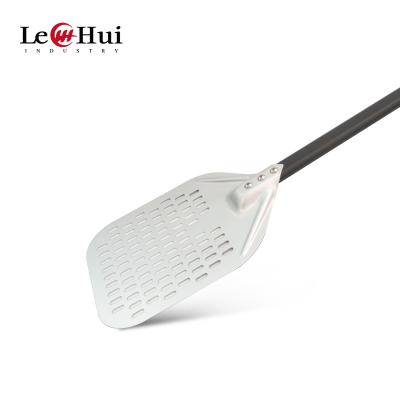 China Stocked Non Slip Small Square Pizza Shovel Tools Perforated Metal Aluminum Pizza Skin Detachable Pizza Turning Stone Paddle en venta