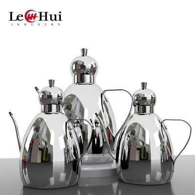 China 1l Kitchen Oil Pot Stainless Steel Pot Frying Oil Stocked Filter Pot With Lid Custom Kitchen Cooking Tools zu verkaufen