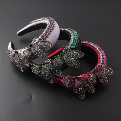 China Non-slip Luxury Heavy Handmade Bridal Headpiece 52 Crystal Rhinestone Headpiece Gorgeous Baroque Hair Crown Accessories for sale