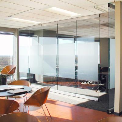 China Modern Custom Frameless Glass Bifold Door Sliding Folding Partition For Office Glass Frameless Folding [egood] for sale