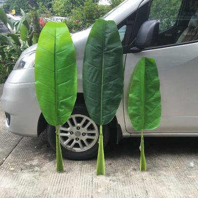 China Environmental Friendly Wholesale Green Banana Leaf Artificial Banana Leaf Tropical Leaves for sale