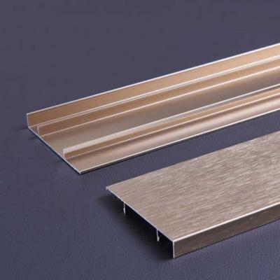 China Factory Modern Kitchen Aluminum Curved Skirting Board Protector Black Wall Aluminum Profiles For Skirting for sale