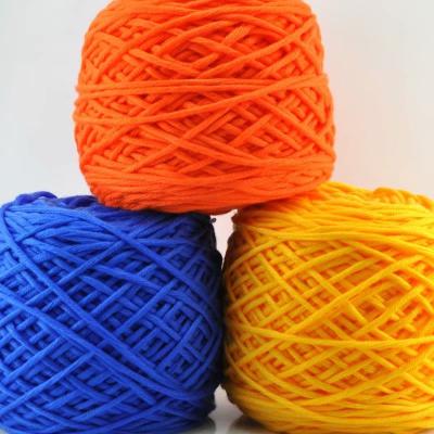 China Dimuni Wholesale 16Ply 200g Chunky Milk Cotton Yarn Cotton Cake Yarn Anti-Static Crochet Hook For Hand Knitting for sale