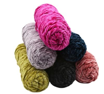 China Viable Dimuni Fashion Polyester 100% Yarn Unique Chenille Hand Knitting Yarn For Weaving for sale