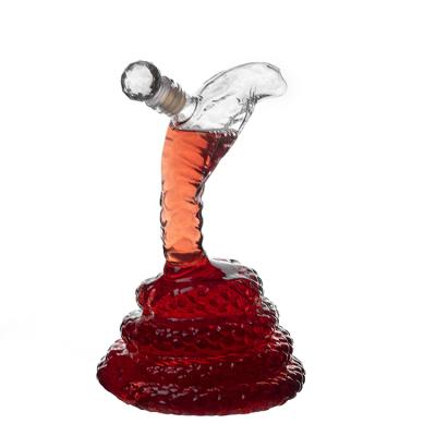 China Unique Zodiac Snake Shape Wine Glass Animal Bottle For Bourbon Whiskey Tequila for sale