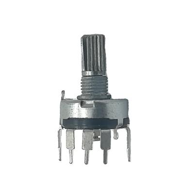 China PC Pin R1701N 17mm B500K Metal Shaft Rotary Potentiometer For Multimedia Speaker for sale