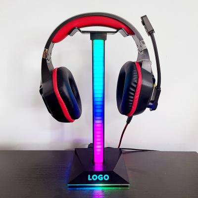 China Pickup Rhythm RGB Light Effect Customize Headphone Stand Earphone Stands Headsets To Frame For Game for sale